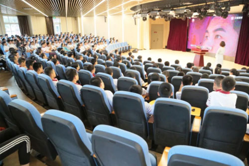 國際學校和普通學校相比，上小學怎么選呢？