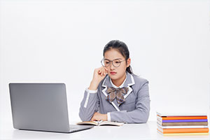清華志清國(guó)際部招生信息簡(jiǎn)介